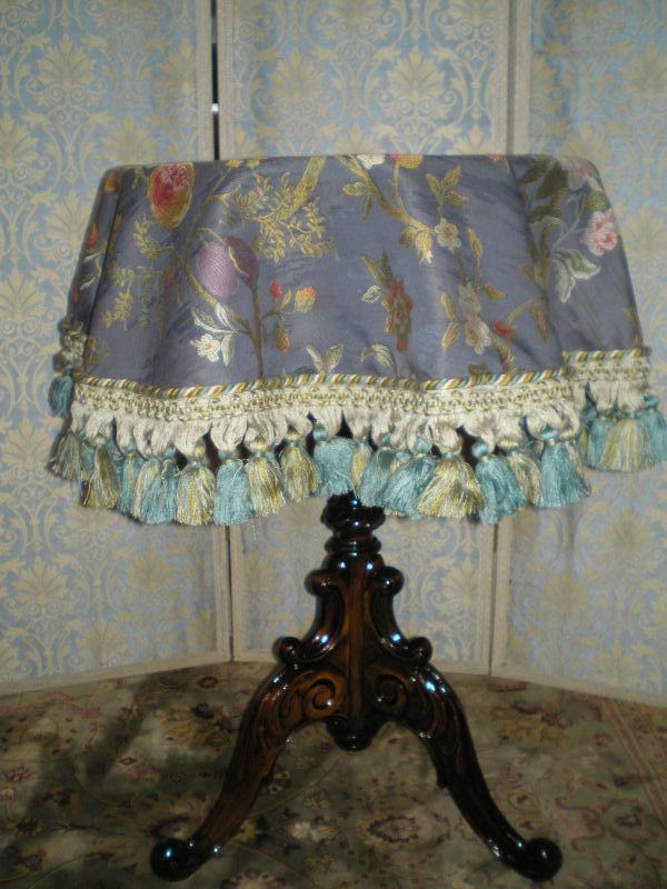 Ubrus s florálním dekorem - kulatý 90cm UB02