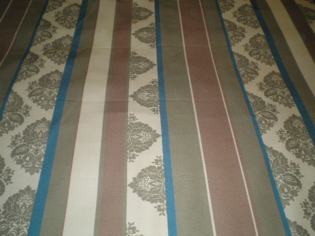 Elegantní textilie s pruhy CA8