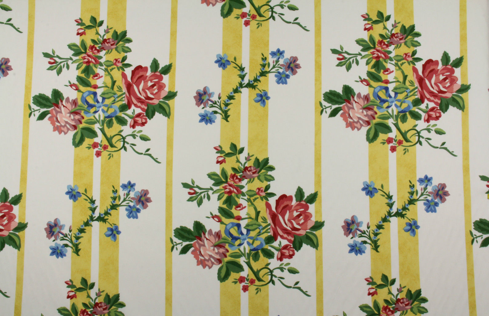 Květy ve žlutých pruzích  CA299