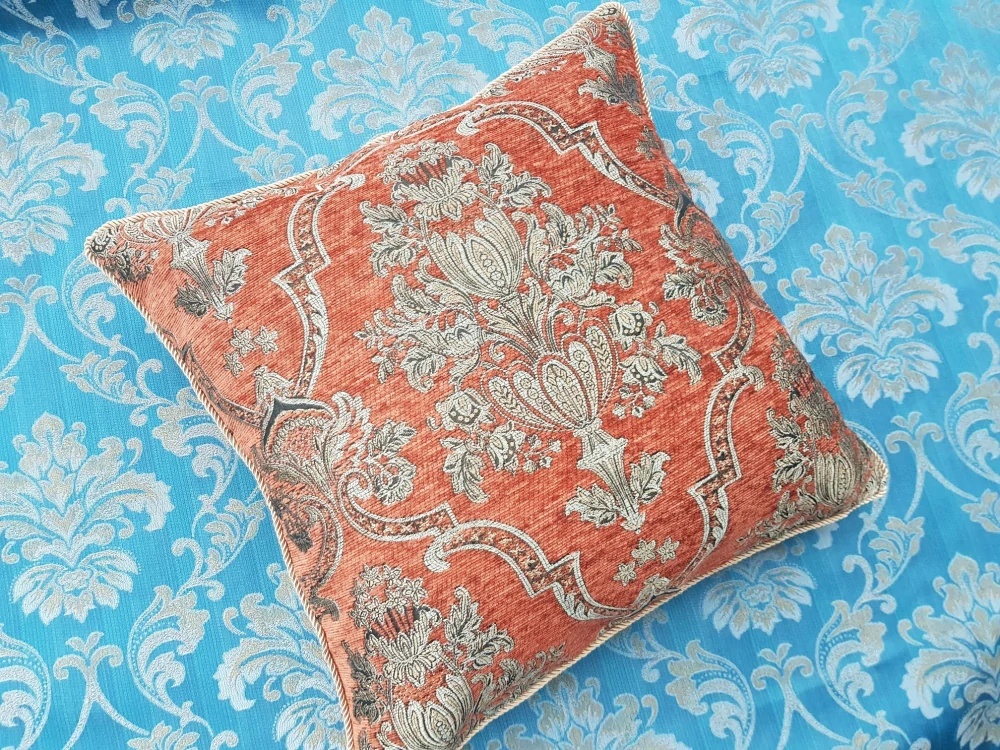 Barokní motivy na skořicové