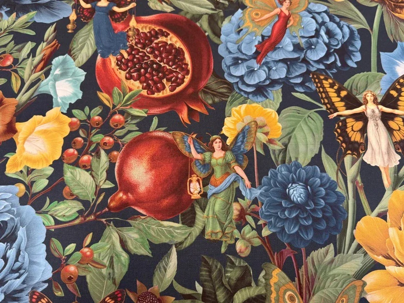 Magická zahrada s vílami, pivoňkami a granátovými jablky  1m