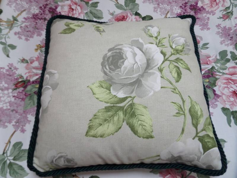  "Bílé růže"  OP39