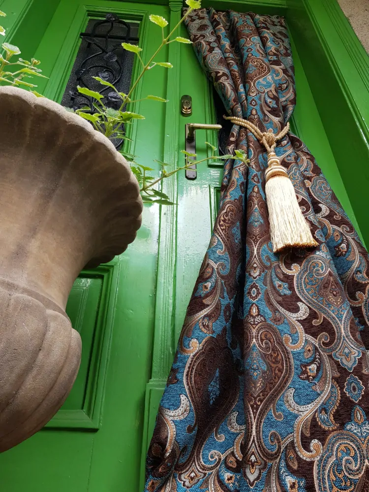 Ornament "Elegance v modré"