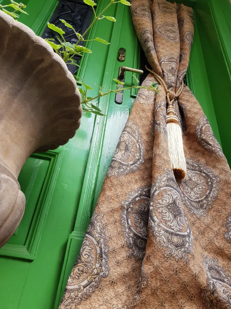 Ornamenty na starozlaté