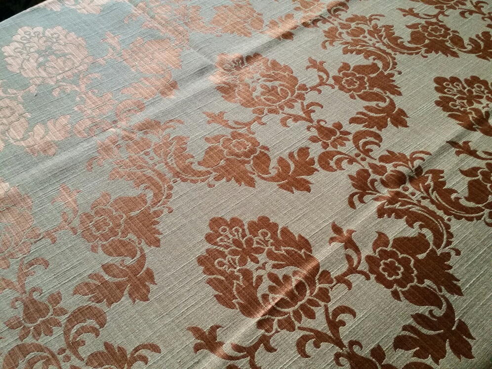 Elegantní damaškový motiv "lesklá terakota" 1,06 metru