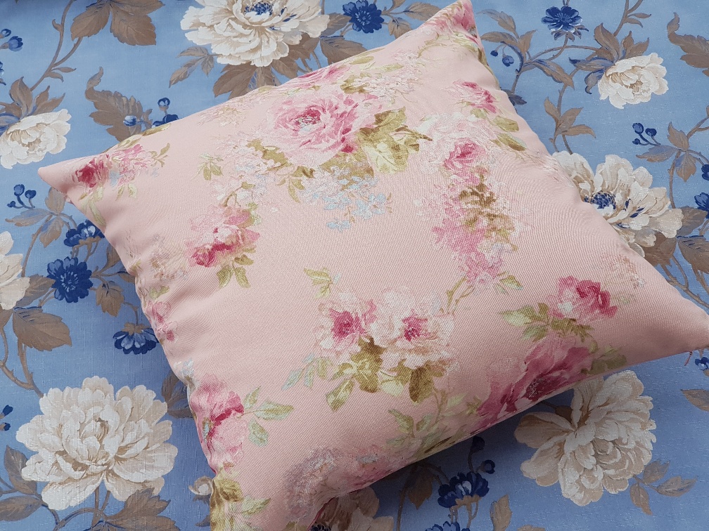 Pudrové růže  OP218