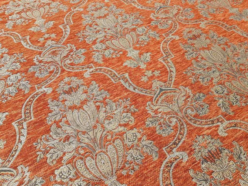 Barokní motivy na skořicové