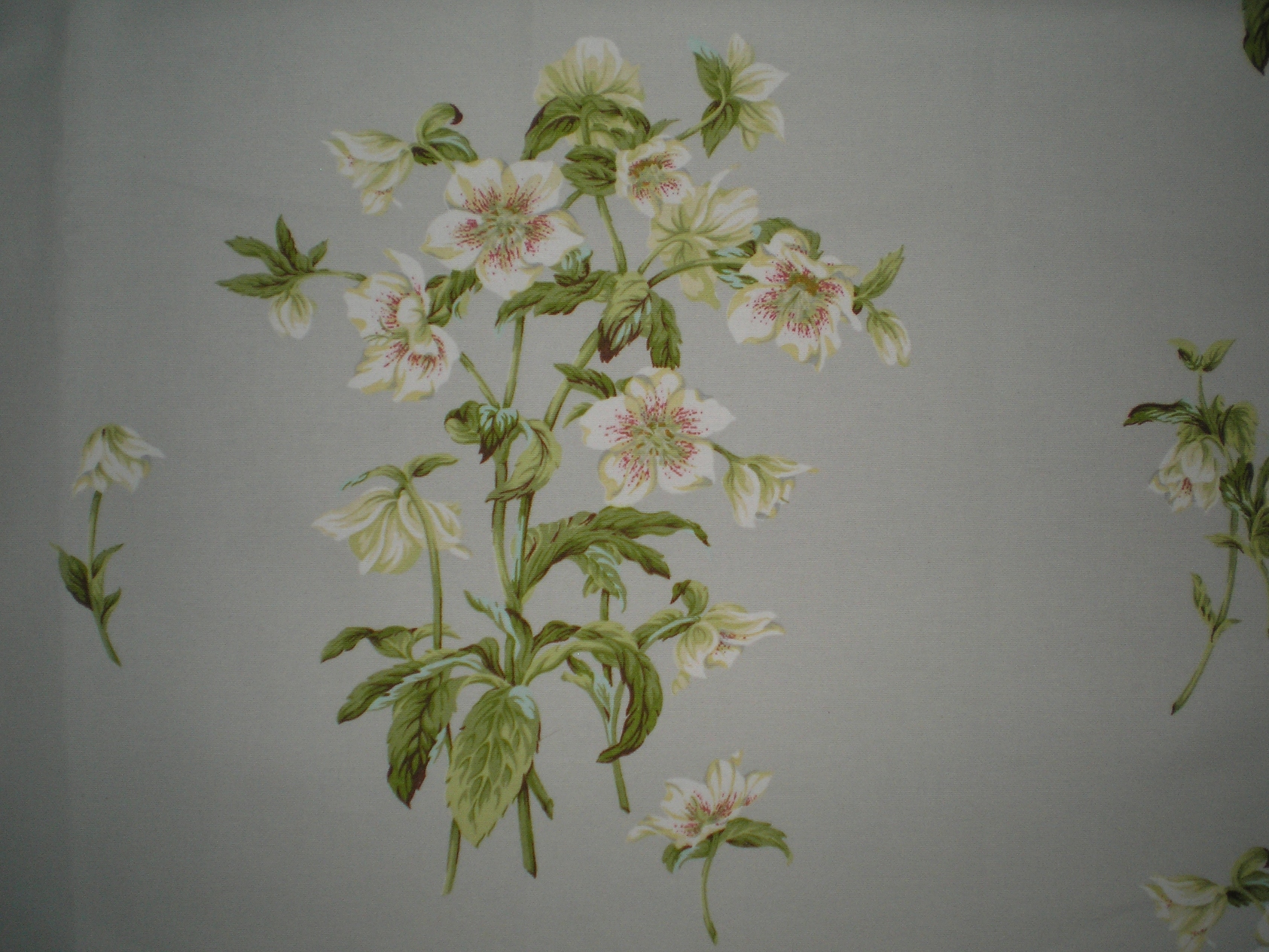 Světlé kvítky  141cm x 101cm