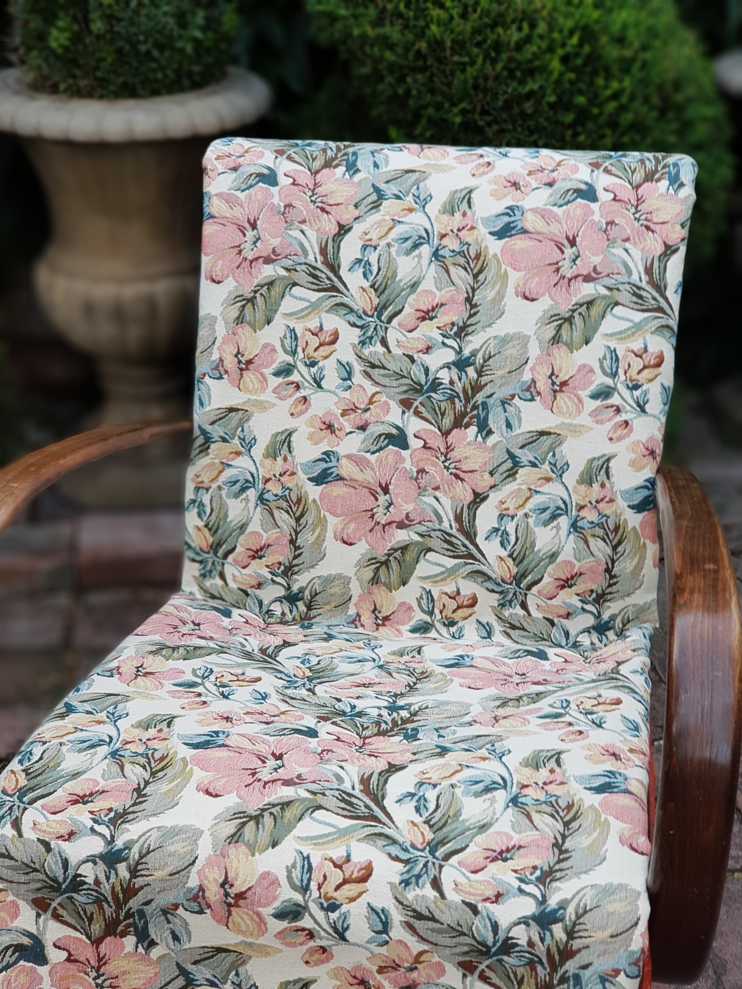 Květinová harmonie na béžové