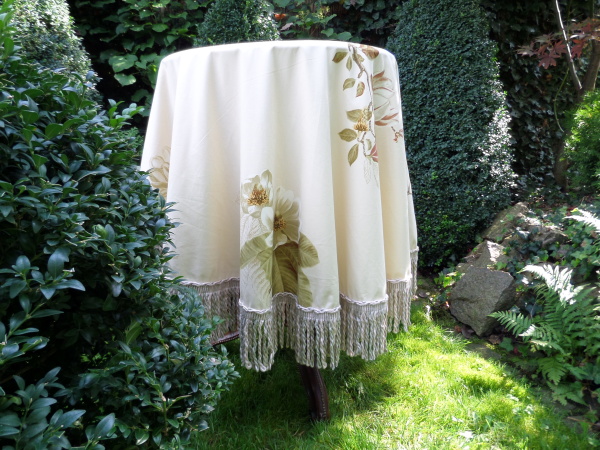 Kulatý ubrus "Magnolie" 138cm UB32